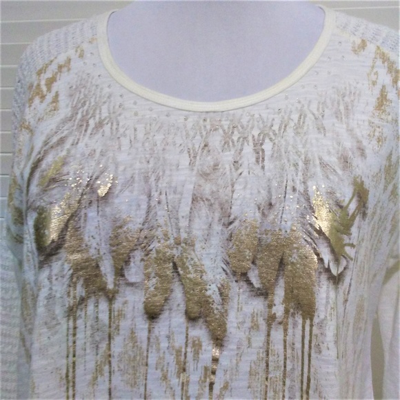 Miss Me Hi Low Gold Feather Print Long Sleeve Tee - Picture 3 of 8